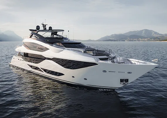 Sunseeker-134-Superyacht-1-web.jpg