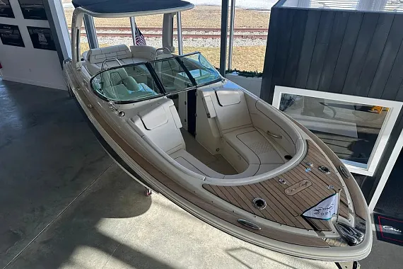 Chris-Craft Launch 28 GT (023)