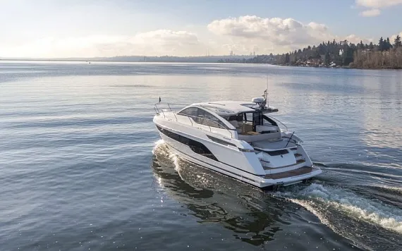 fairline-targa-45-gt-exterior4.jpg