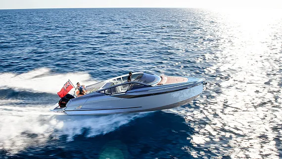 fairline-f-line-33-outboard_-12.jpg