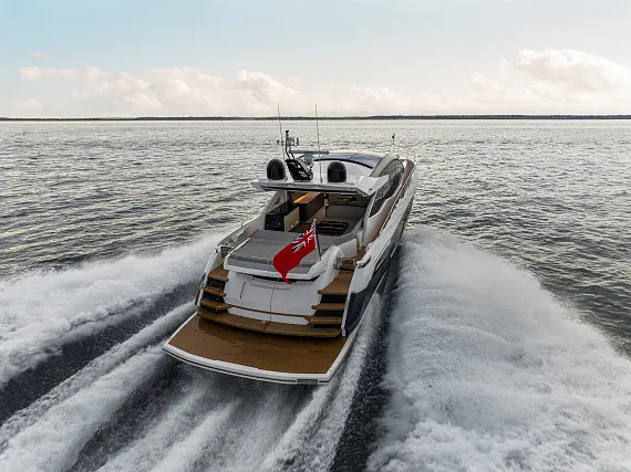 Sunseeker-Predator-75-4.jpg