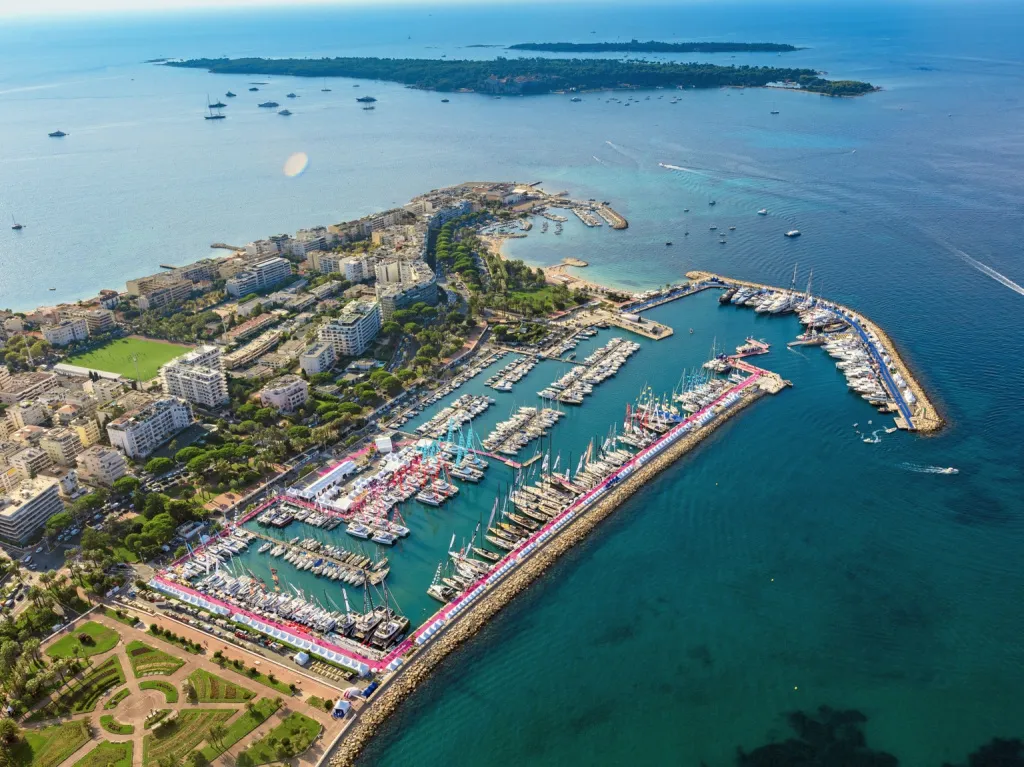 Cannes Yachting Festival 2024 layout Port Canto.jpg Cannes Yachting Festival 2024 layout Port Canto.jpg