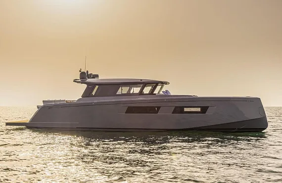 Pardo GT 52
