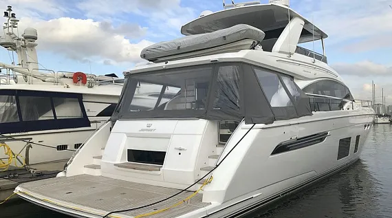 Princess F68 (017)